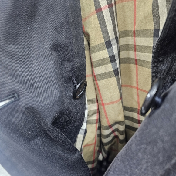 Burberry Vintage Trench Coat Black with Liner Nova Check Size 8 (X-Long Length) - Picture 9 of 14